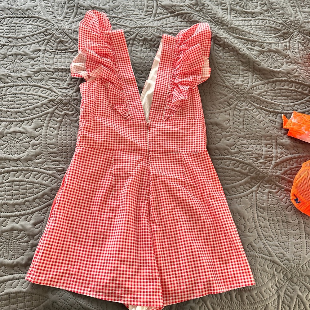 Gingham Ruffle Sleeve Romper - Picture 2 of 3